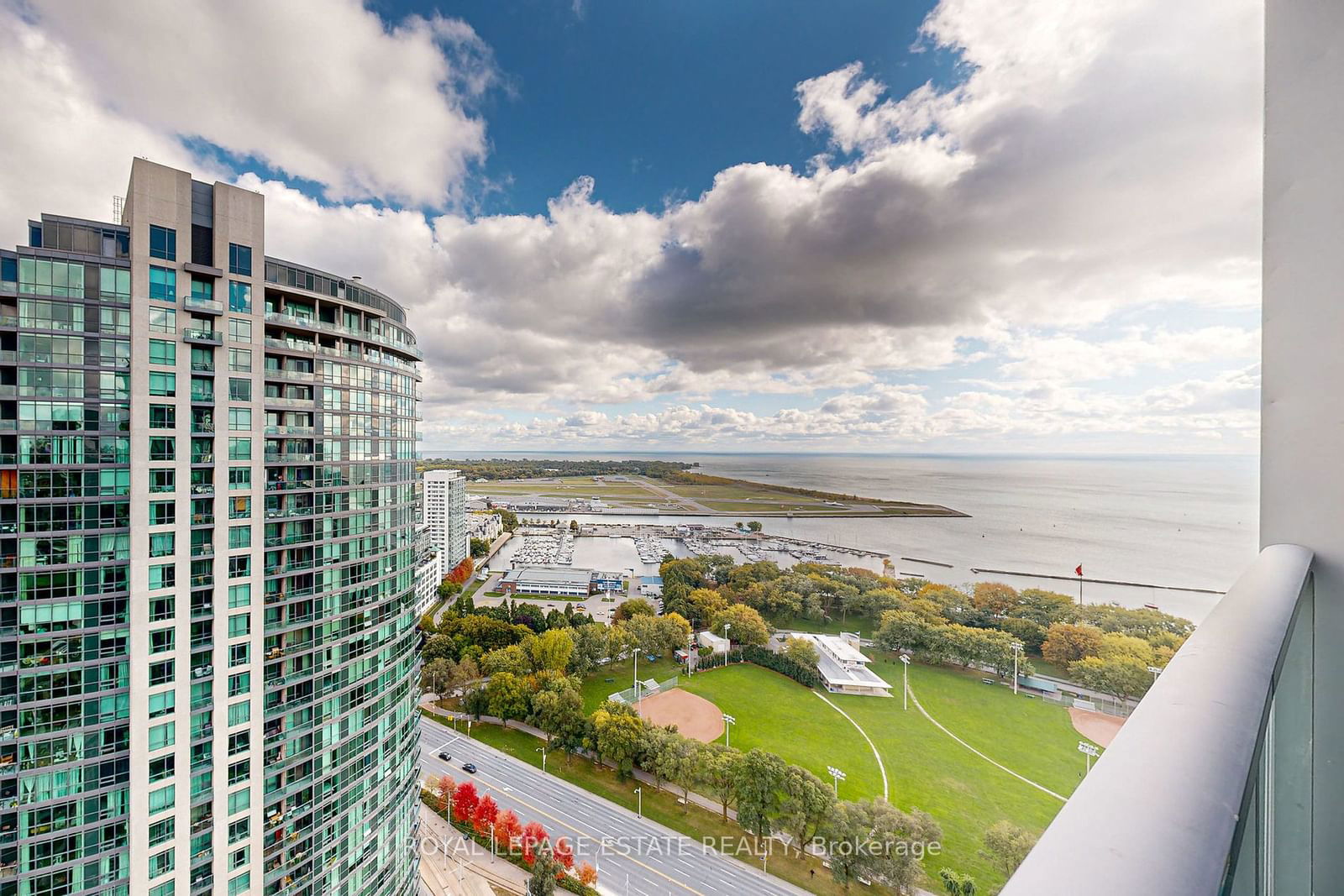 219 Fort York Blvd, unit 3306 for rent