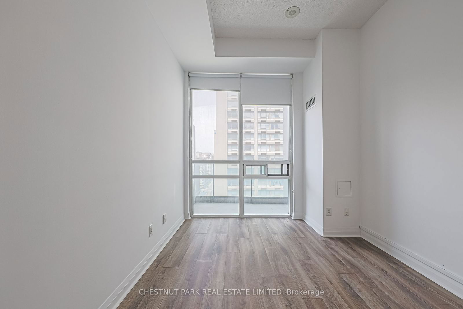 1121 Bay St, unit 1904 for rent