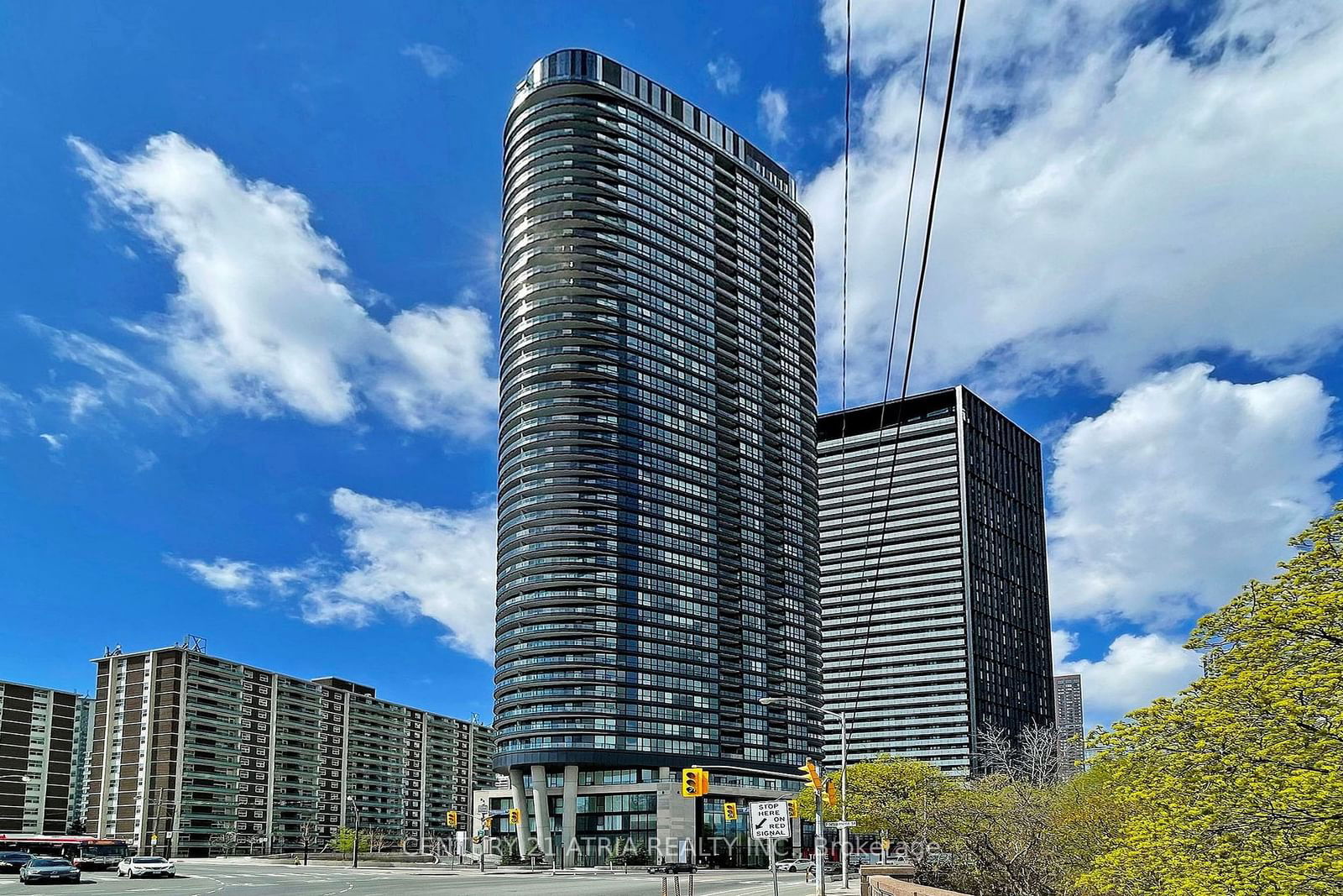 585 Bloor St E, unit 420 for rent