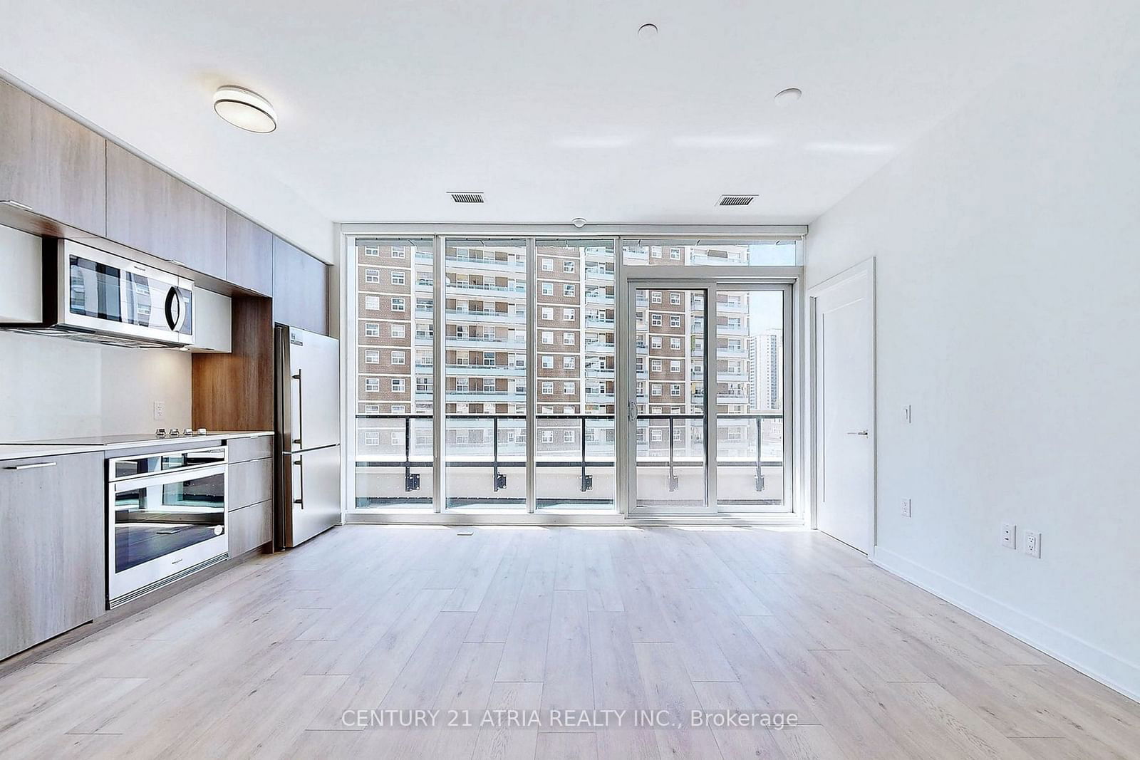 585 Bloor St E, unit 420 for rent