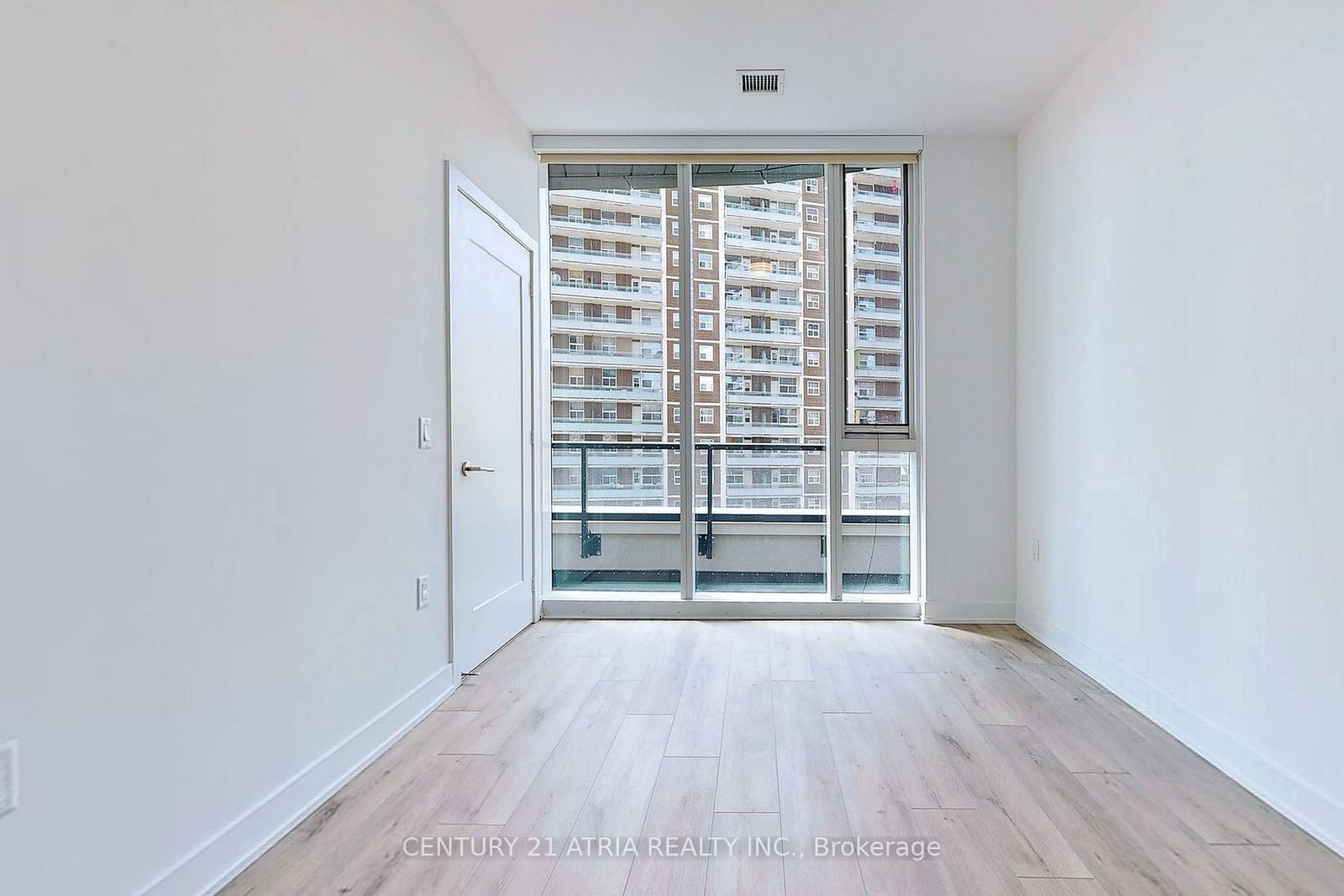 585 Bloor St E, unit 420 for rent