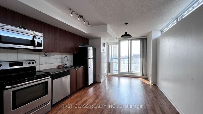 20 Joe Shuster Way, unit 513 for rent