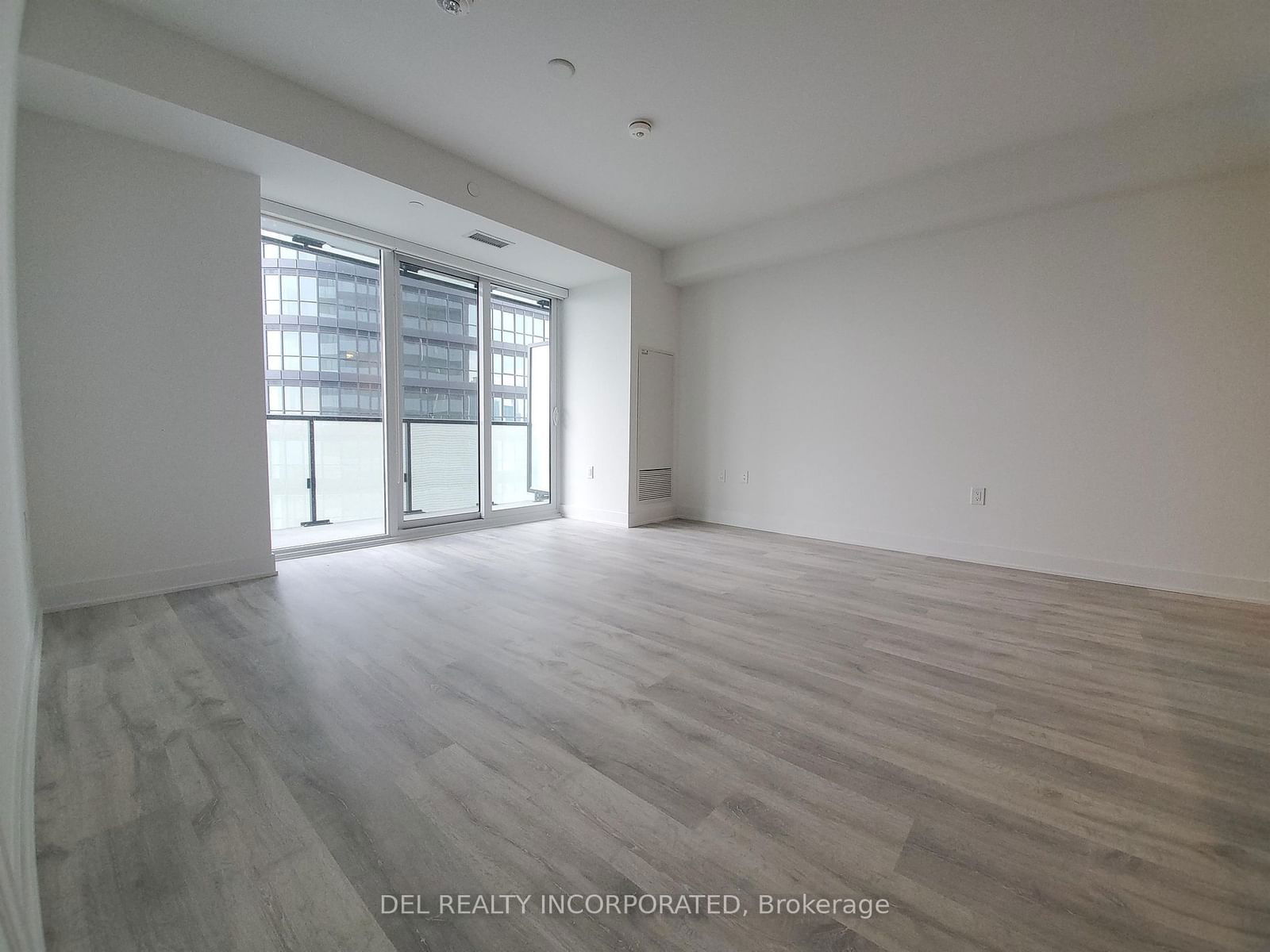 575 Bloor St E, unit 3104 for rent