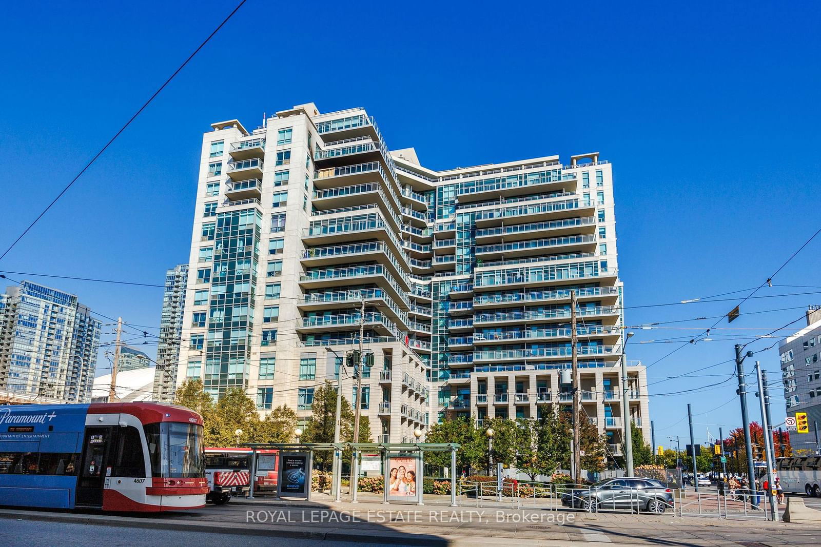 410 Queens Quay W, unit 401 for sale