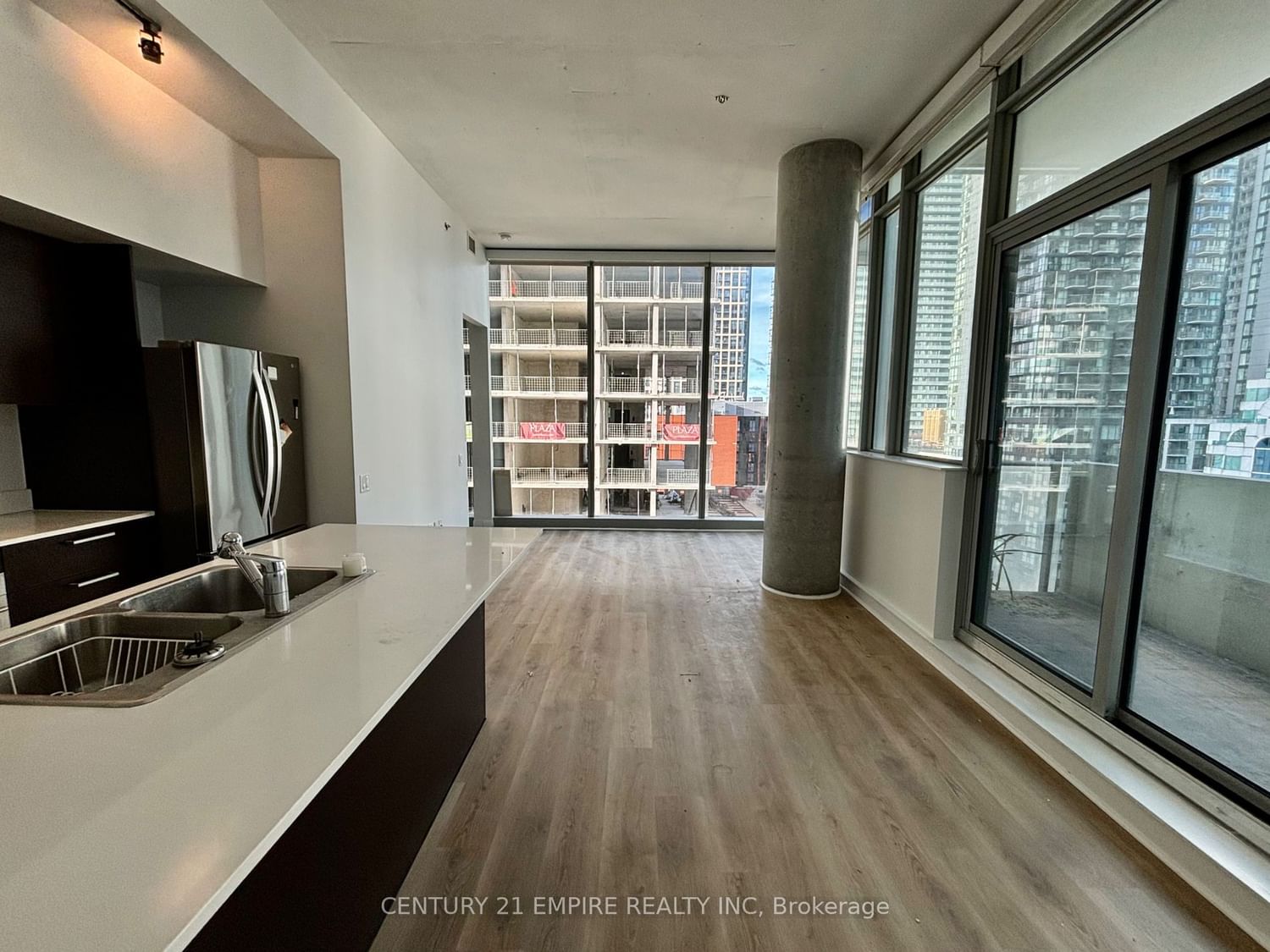 375 King St W, unit 1607 for rent