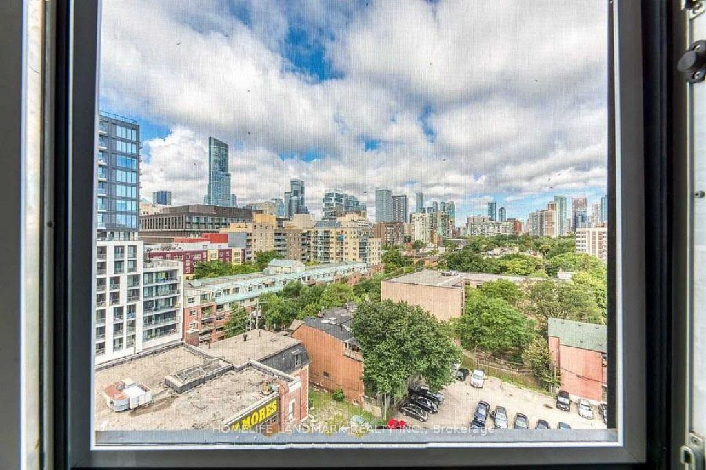 219 Dundas St E, unit 1111 for rent