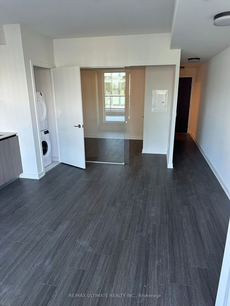 425 front St E, unit 704 for rent