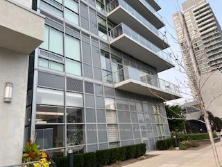 275 Yorkland Rd, unit 1611 for rent