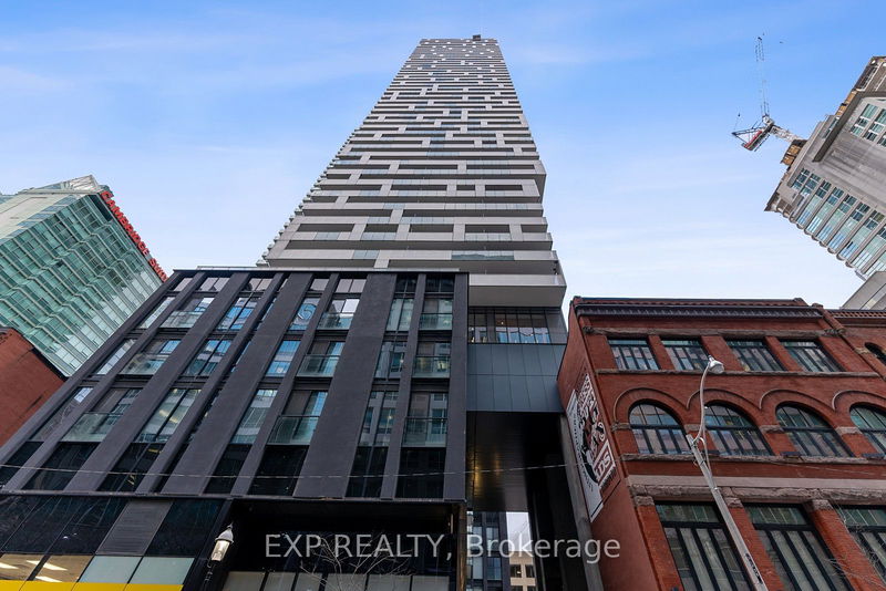 20 Lombard St, unit 4011 for sale