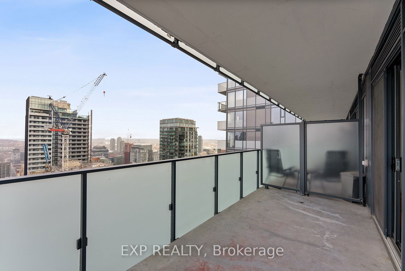 20 Lombard St, unit 4011 for sale