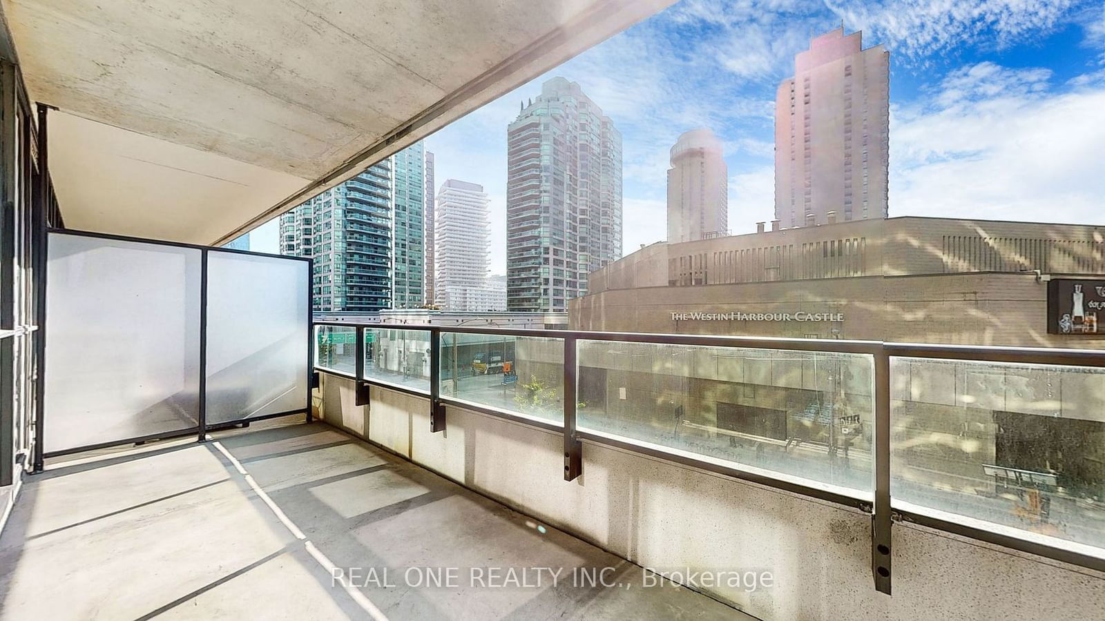 33 Bay St, unit 315 for sale