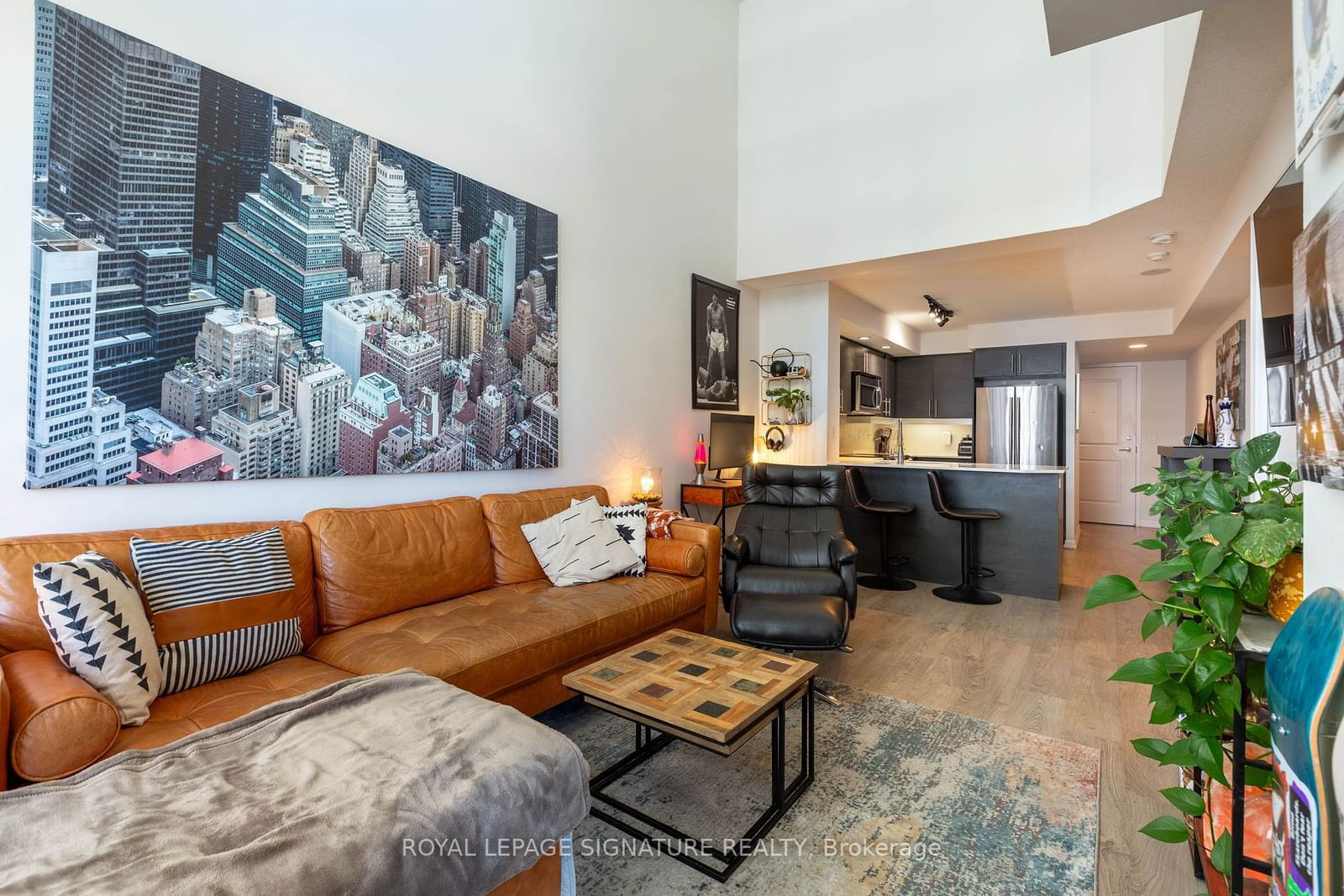 65 East Liberty St, unit 916 for sale