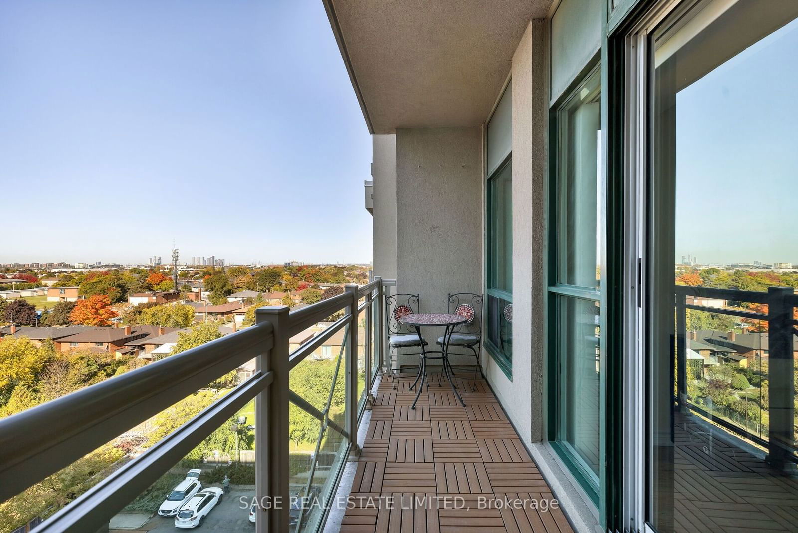 920 Sheppard Ave W, unit 801 for sale