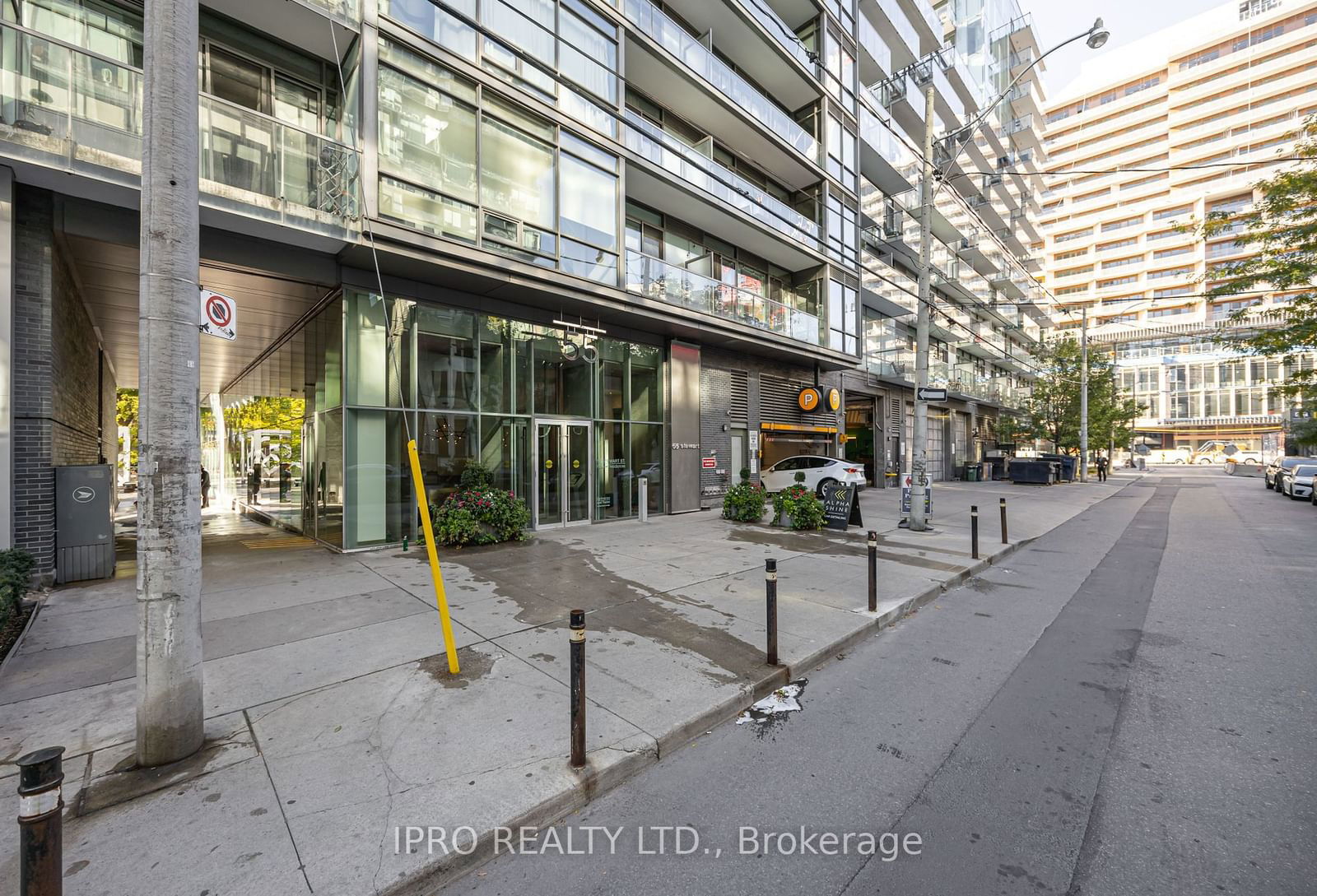 55 Stewart St, unit 927 for rent