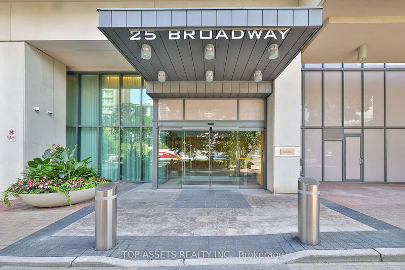 25 Broadway Ave, unit 708 for rent