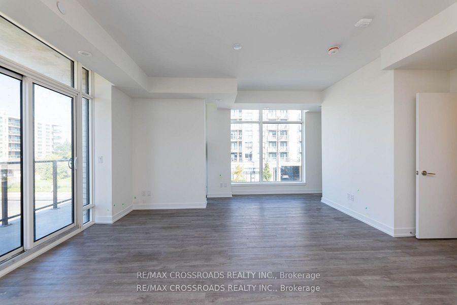 871 Sheppard Ave W, unit TH11 for rent