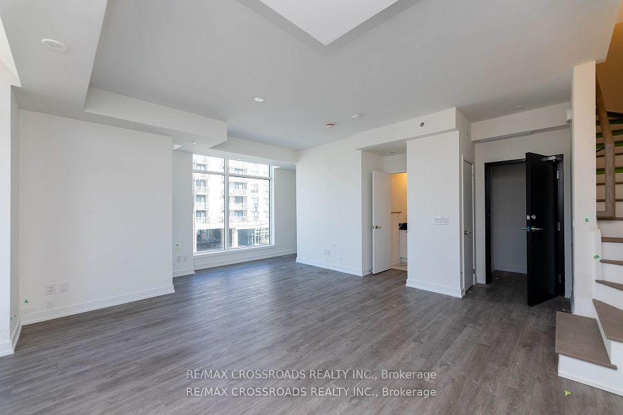 871 Sheppard Ave W, unit TH11 for rent