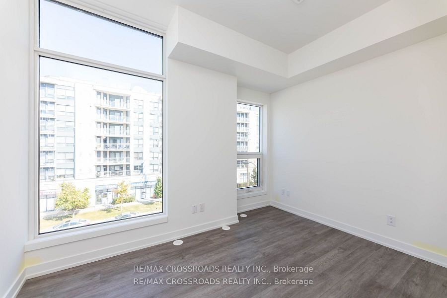 871 Sheppard Ave W, unit TH11 for rent