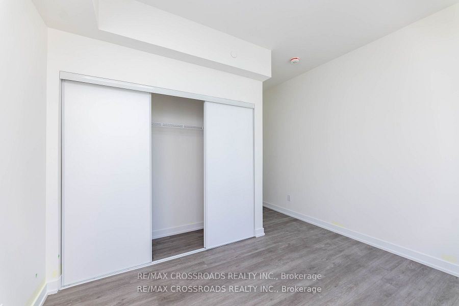 871 Sheppard Ave W, unit TH11 for rent