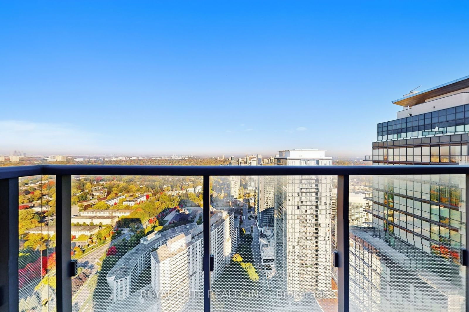 5162 Yonge St, unit PH202 for sale