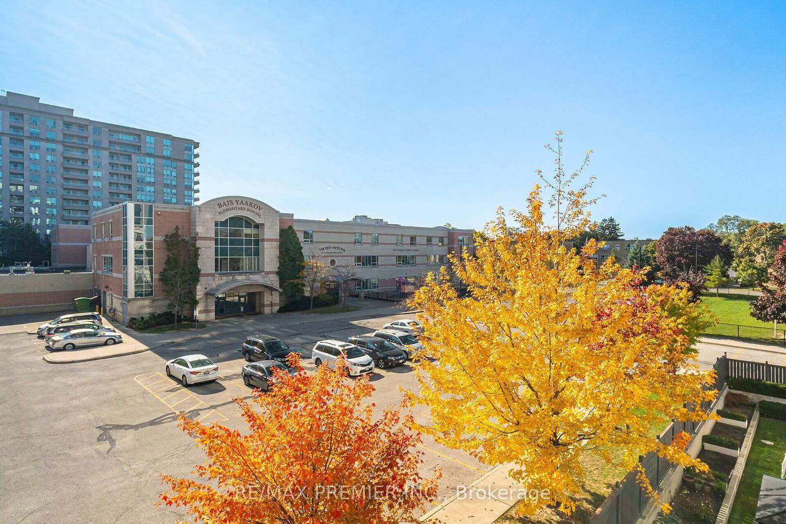 35 Saranac Blvd, unit 329 for sale