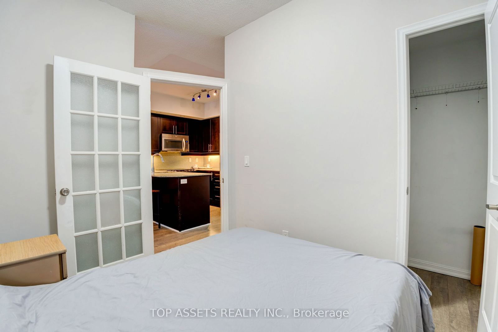 75 East Liberty St, unit 2008 for rent