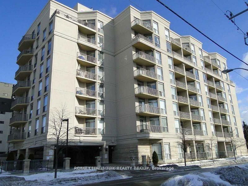 4200 Bathurst St, unit 307 for rent