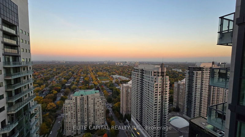 5162 Yonge St, unit LPH105 for rent