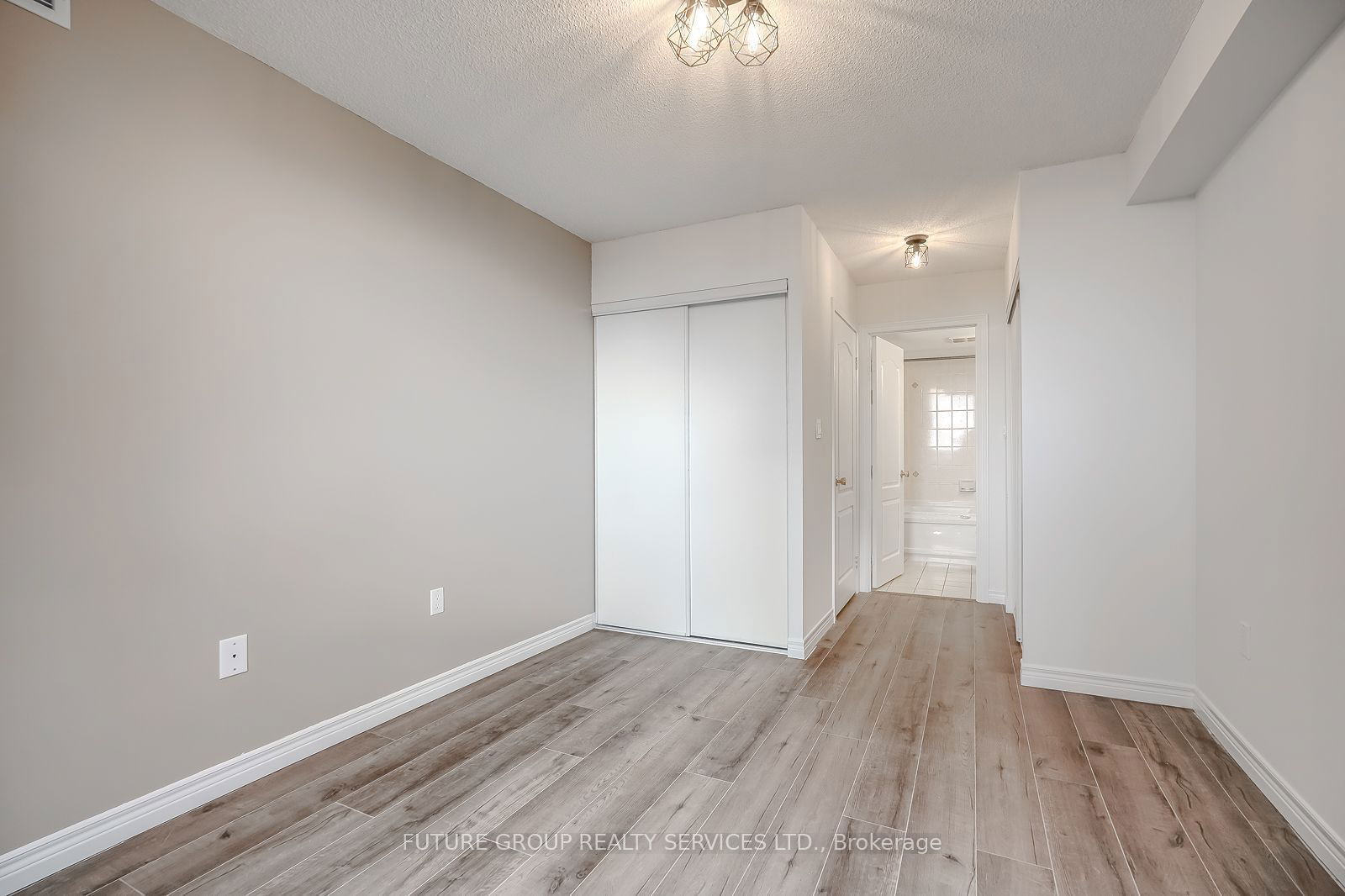 88 Grandview Way, unit 1005 for rent