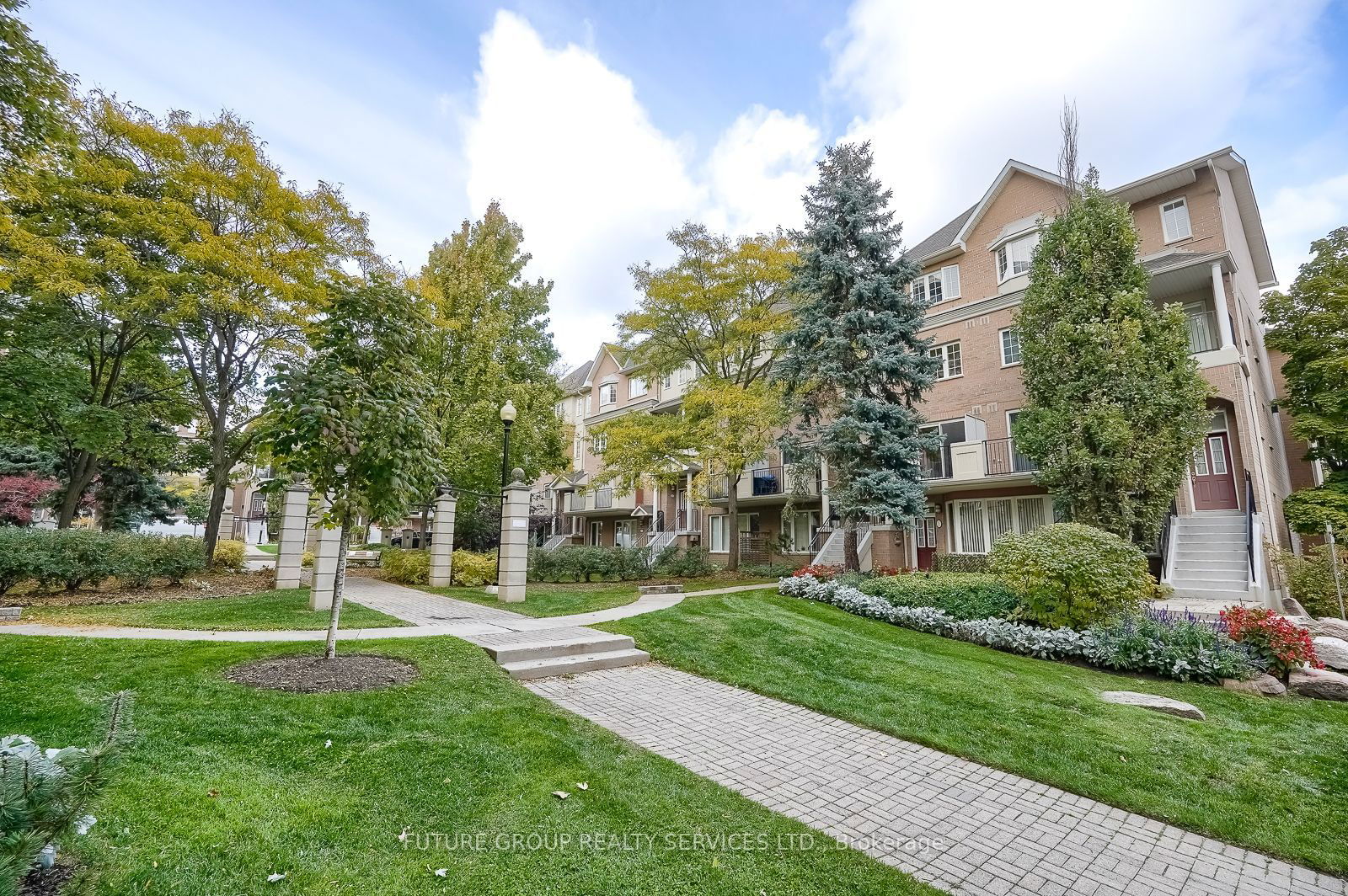 88 Grandview Way, unit 1005 for rent