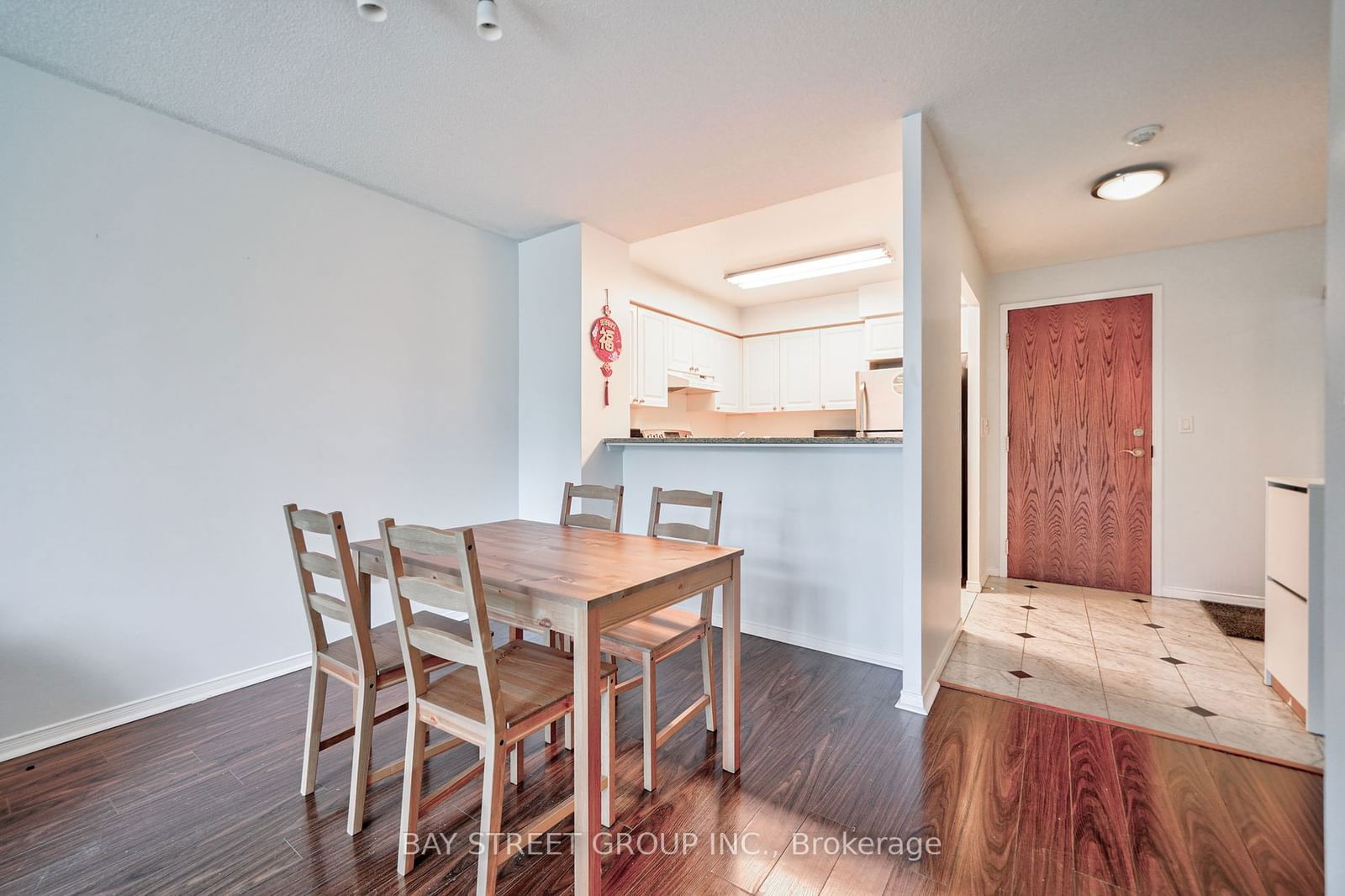 18 Pemberton Ave, unit 106 for sale