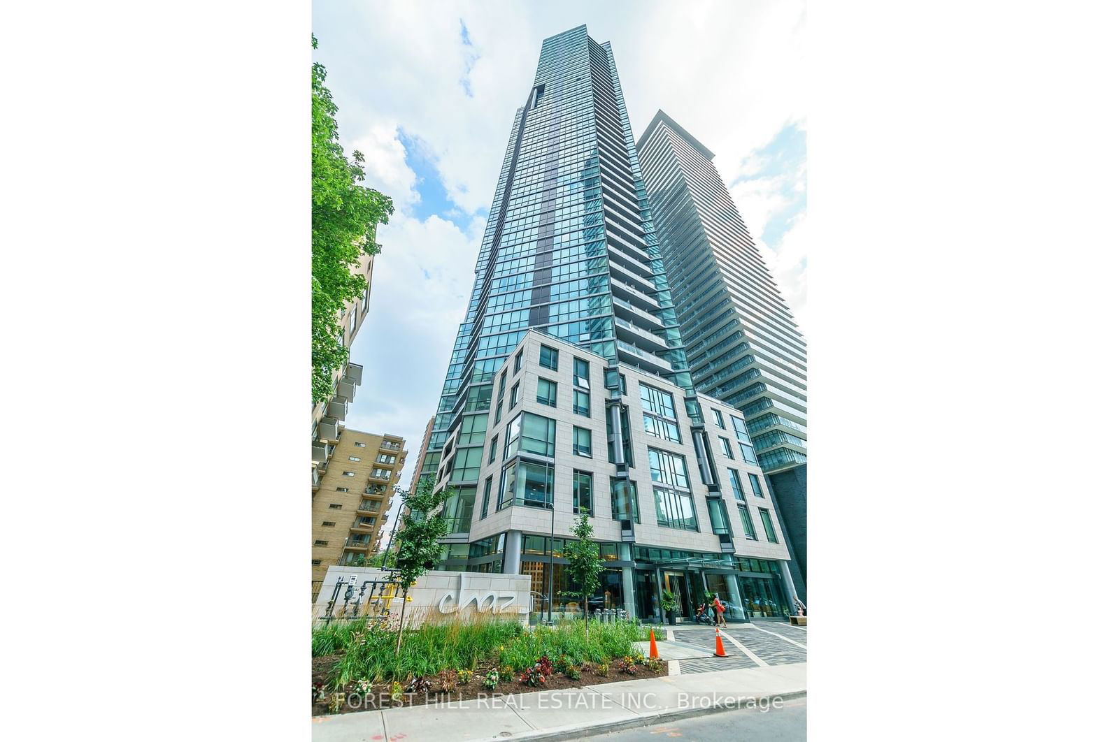 45 Charles St E, unit 1106 for rent