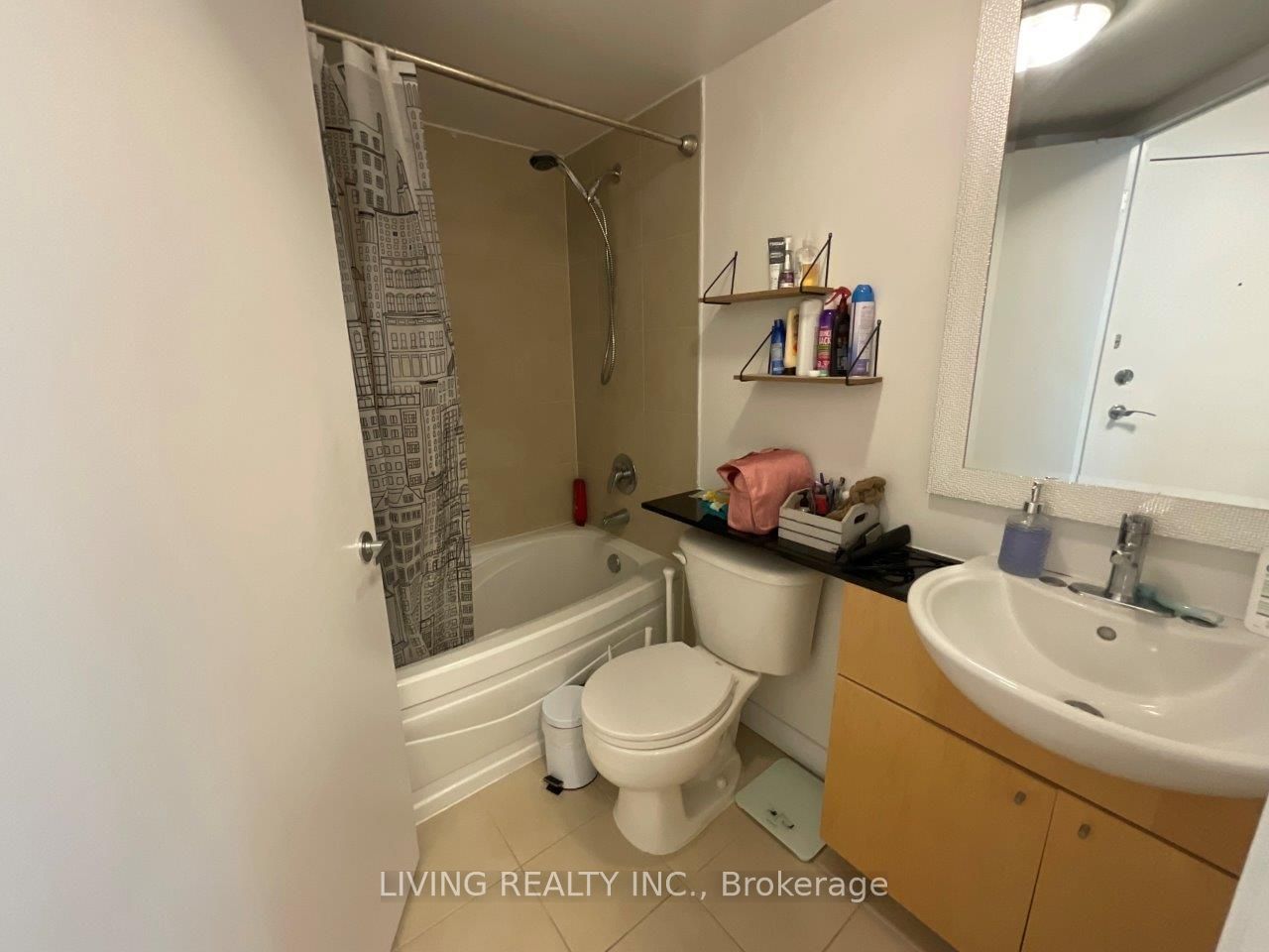 373 Front St W, unit 2602 for rent