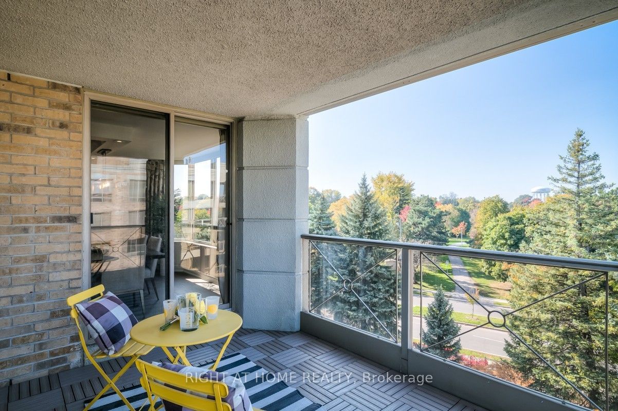 215 The Donway Way W, unit 514 for sale