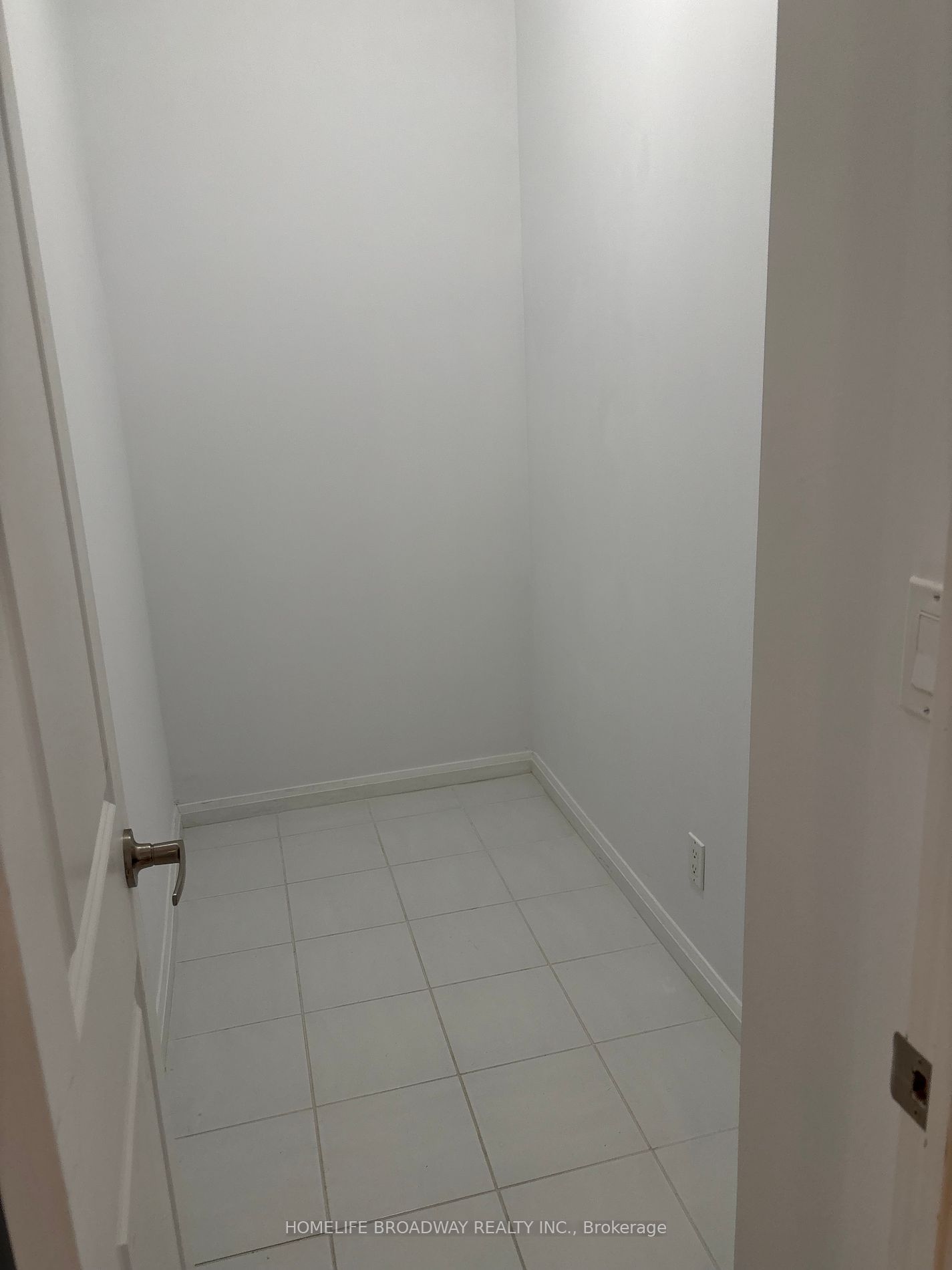 35 Hayden St, unit 417 for rent