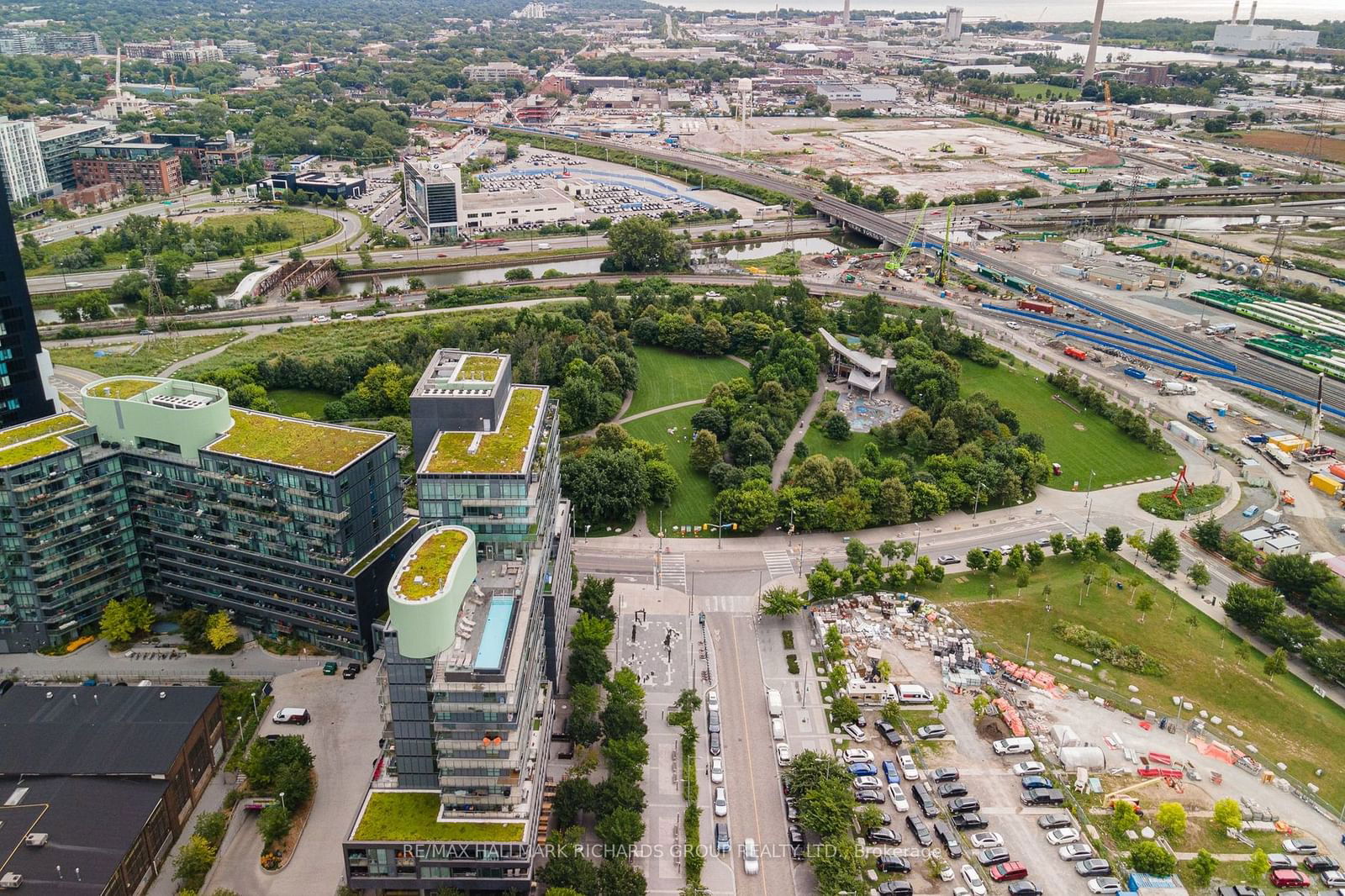 Canary Park, Downtown, Toronto