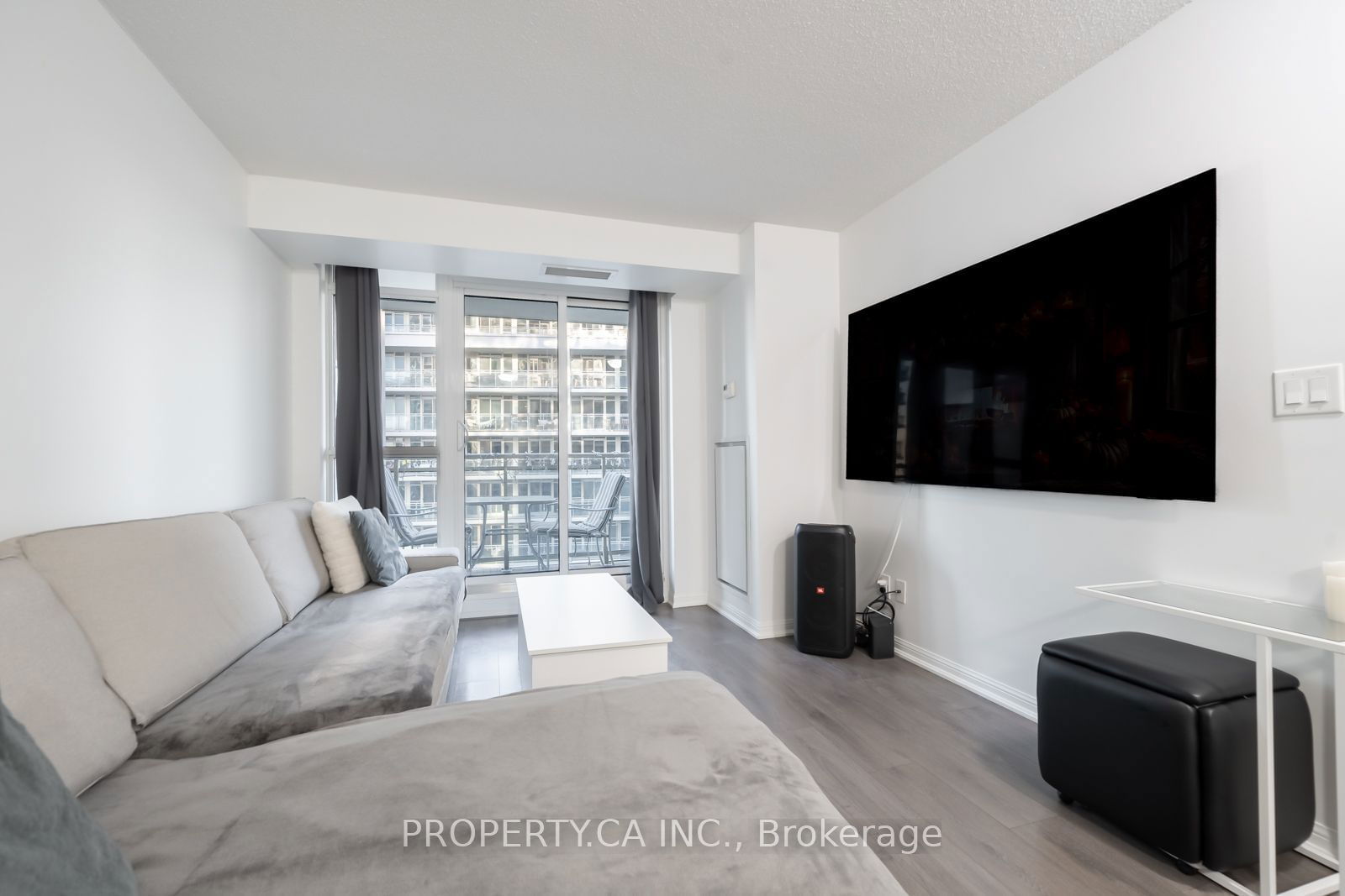 38 Grand Magazine St, unit 1642 for rent