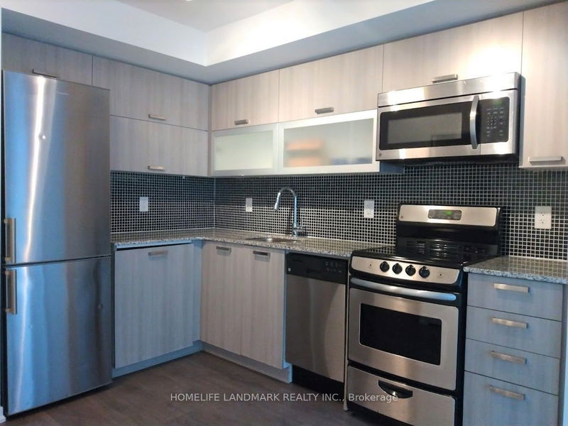 36 Lisgar St, unit LPH 17 for rent