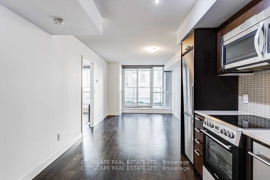 295 Adelaide St, unit 211 for rent