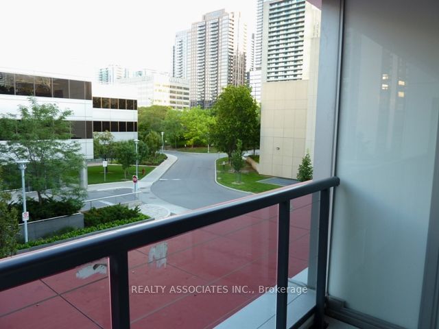 88 Sheppard Ave E, unit 204 for rent