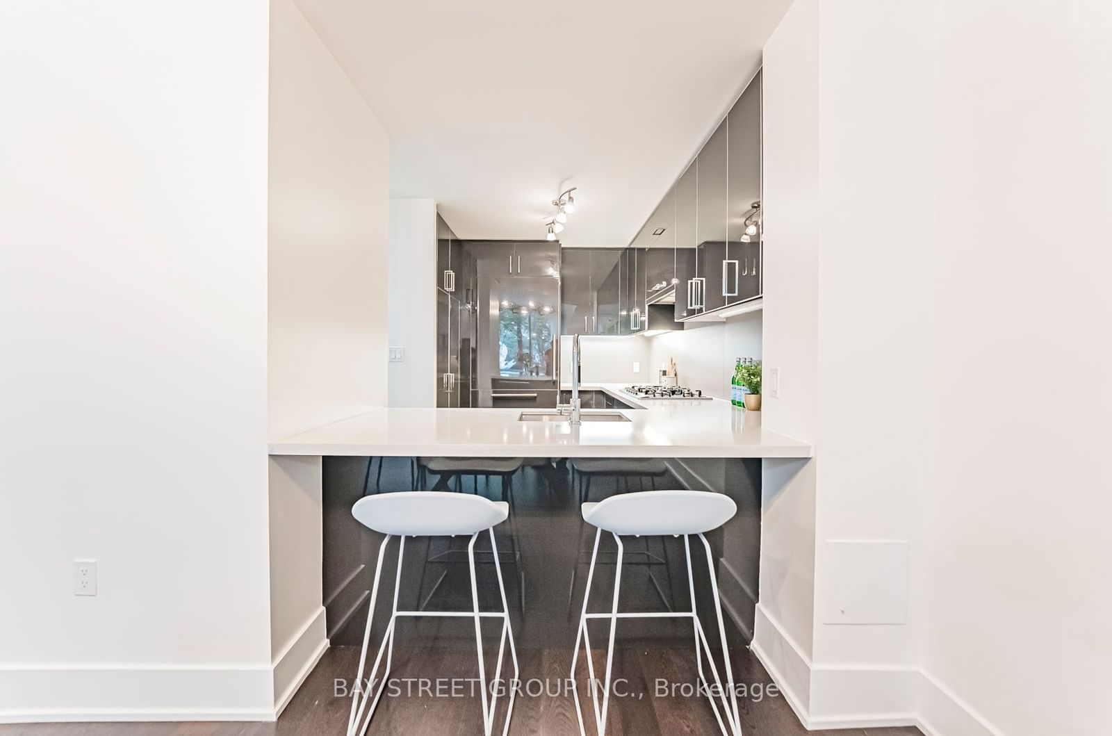 39 Queens Quay E, unit 106 for sale