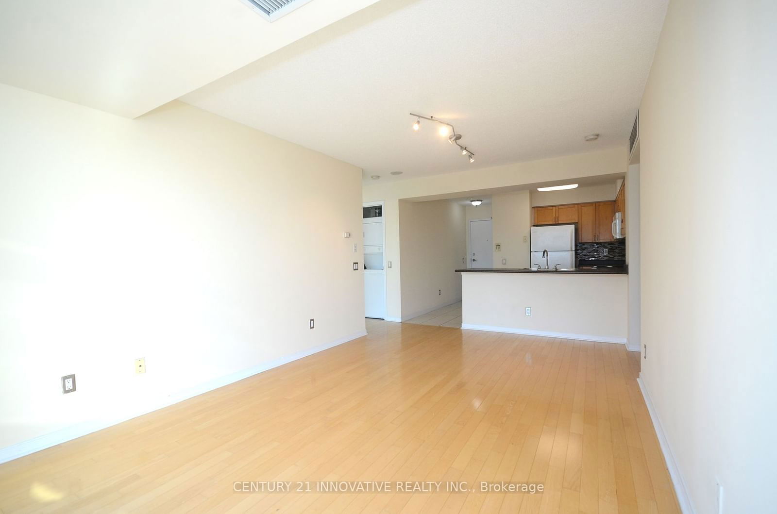 30 Harrison Garden Blvd, unit 2201 for rent