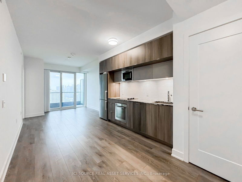 585 Bloor St E, unit 3320 for rent