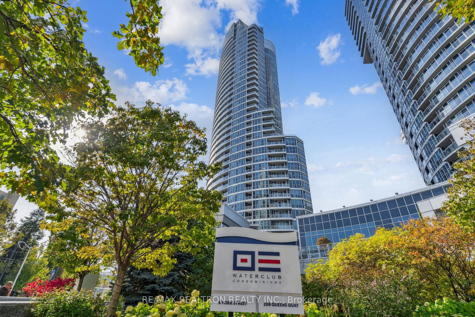 208 Queens Quay W, unit 3008 for sale