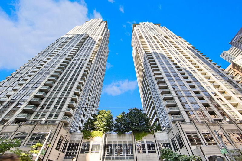 763 BAY St, unit 4211 for sale