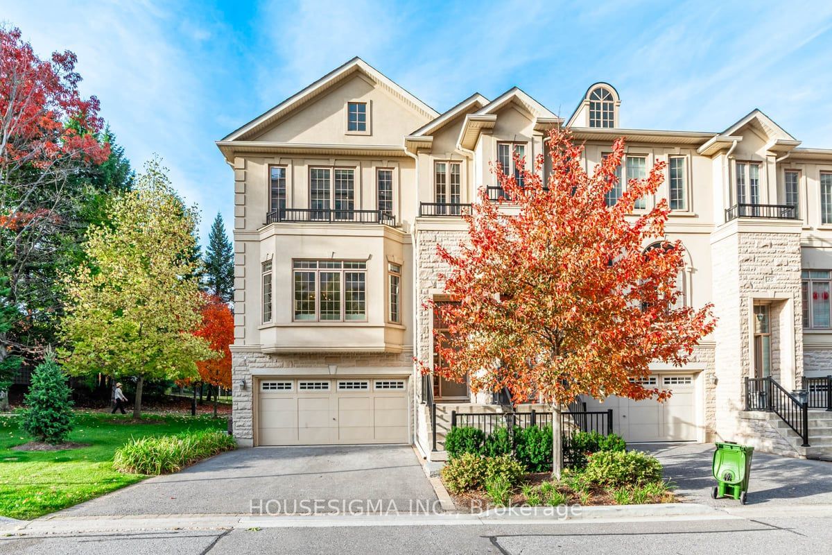 21 Bloorview Place Townhouses, North York, Toronto