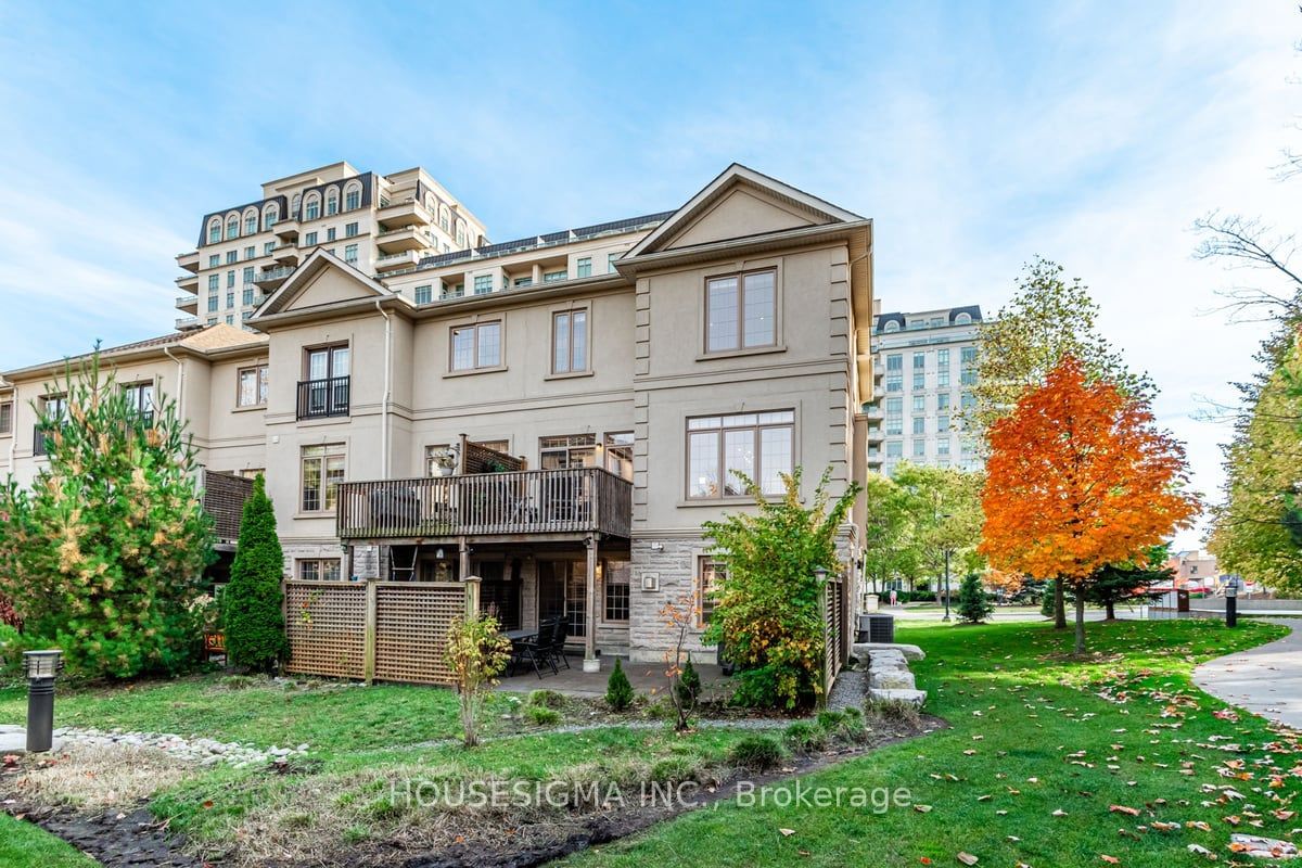 21 Bloorview Place Townhouses, North York, Toronto