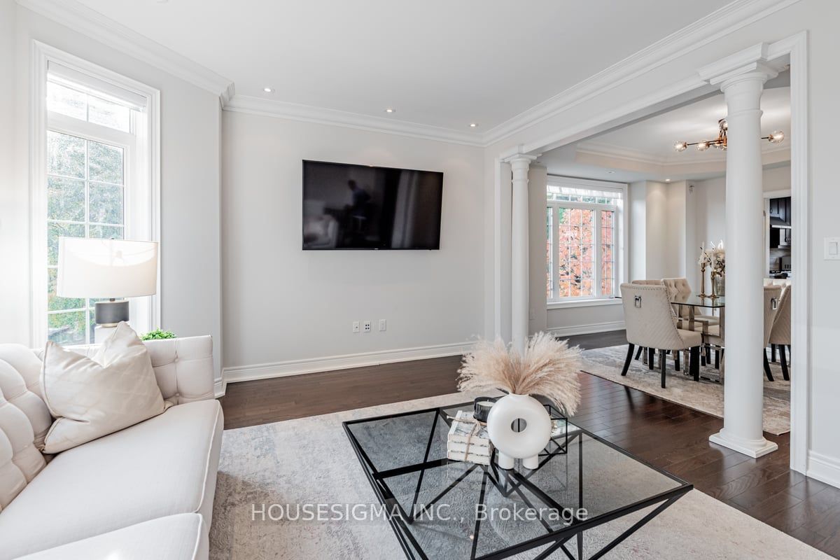 21 Bloorview Place Townhouses, North York, Toronto