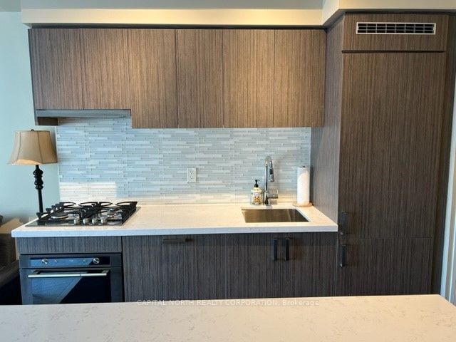 501 St Clair Ave W, unit 1401 for rent