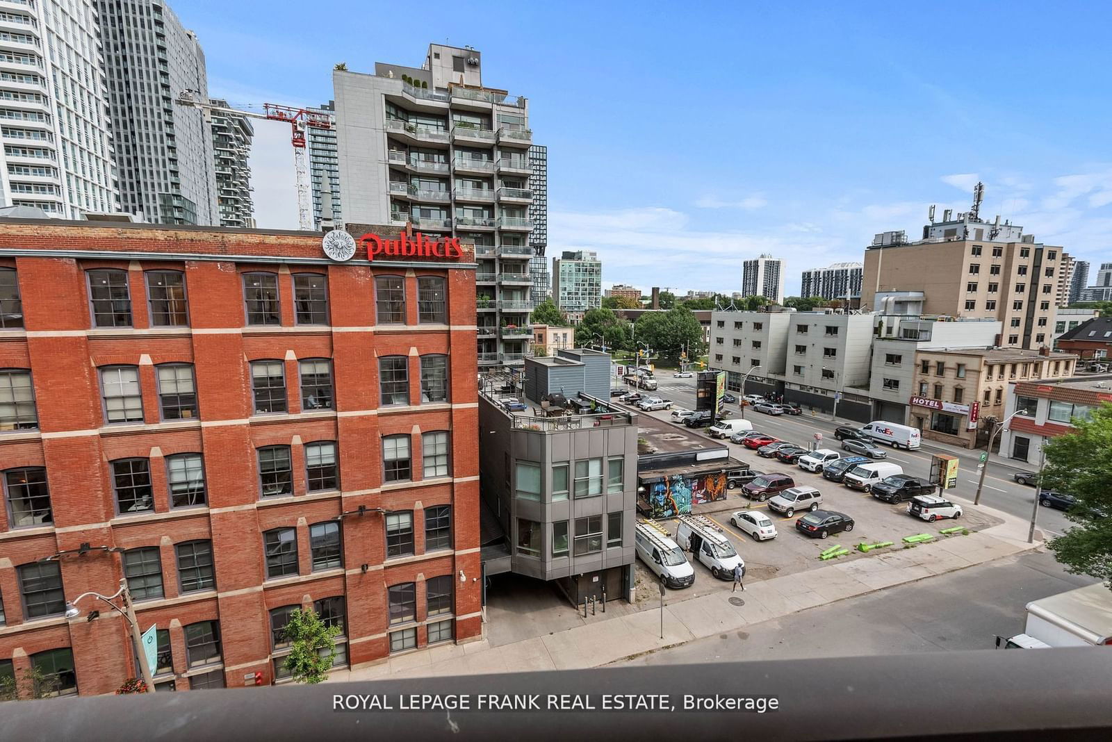 115 Richmond St E, unit 606 for sale